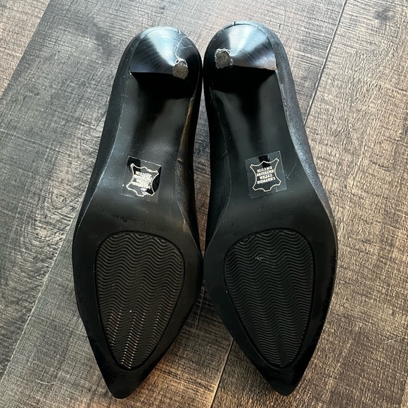 EUC Jessica Heels - Picture 3 of 3